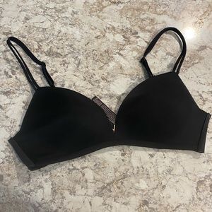 Victorias Secret 32 C bra